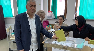 TÜRKİYE SANDIK BAŞINDA
