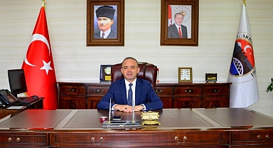 VALİ ÖNER'DEN 19 MAYIS ATATÜRK'Ü ANMA, GENÇLİK VE SPOR BAYRAMI MESAJI