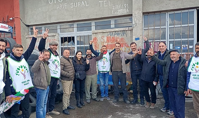 YEŞİL SOL PARTİ ADAYLARI, 1 MAYIS İŞÇİ BAYRAMINDA İŞÇİLERİN YANINDA