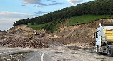 Ardahan Göle yolunda hummalı çalışma