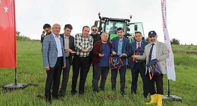 ARÜ YERLEŞKESİNE ATA TOHUMU KAVILCA BUĞDAYI EKTİ