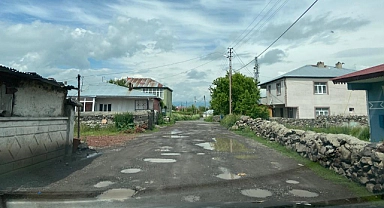 Başkan Demir'in çalışmalarına bu yollar yakışmıyor
