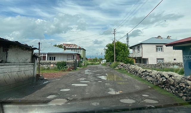 Başkan Demir'in çalışmalarına bu yollar yakışmıyor