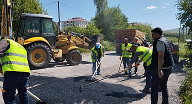BELEDİYE MAHALLE ONARIM ÇALIŞMALARINA BAŞLADI