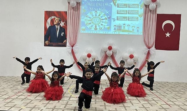 ÇILDIR ANAOKULU ÖĞRENCİLERİNDEN YIL SONU GÖSTERİSİ
