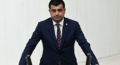 DENİZ DEMİR, TBMM'DE MİLLETVEKİLİ YEMİNİNİ YAPTI