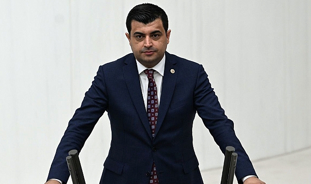 DENİZ DEMİR, TBMM'DE MİLLETVEKİLİ YEMİNİNİ YAPTI