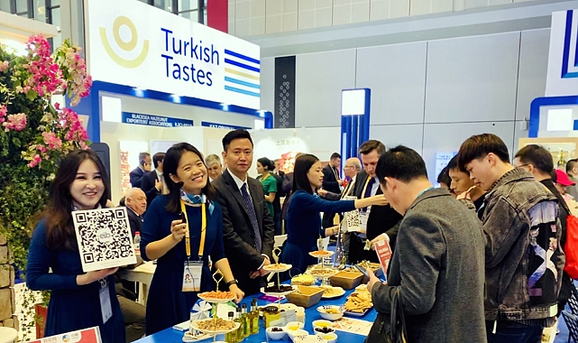 İHRACATÇILAR ÇİN SEFERİNE ÇIKIYOR