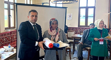 KADIN ÇİFTÇİLERE "UYGULAMALI SÜT HİJYENİ EĞİTİMİ" VERİLDİ