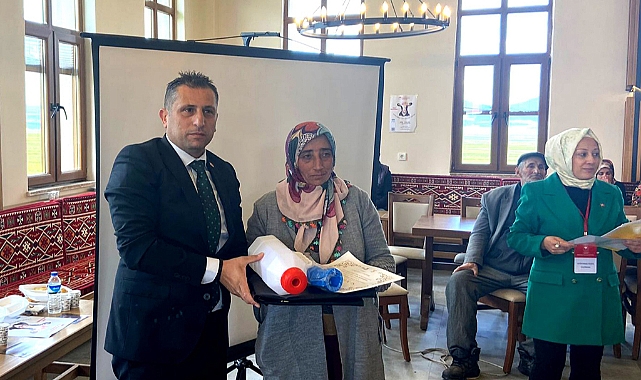 KADIN ÇİFTÇİLERE "UYGULAMALI SÜT HİJYENİ EĞİTİMİ" VERİLDİ