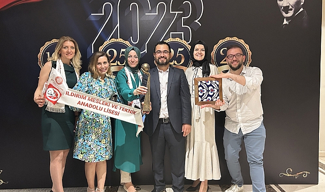 KALİTEDE ÖNCÜ MESLEK LİSESİNE BÜYÜK ÖDÜL