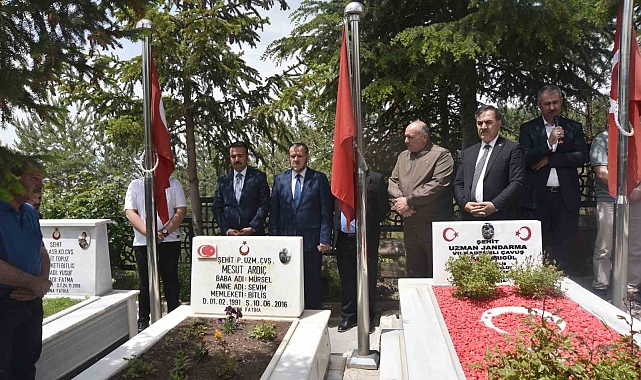 Şehit Mesut Ardıç kabri başında anıldı