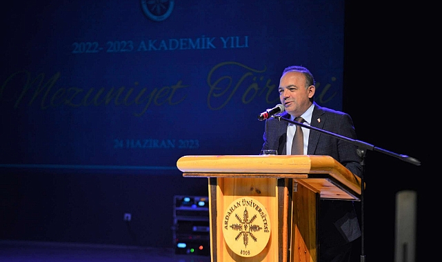 Vali Öner, "Bizden hizmet isteyen coğrafyamıza derman olmak gibi bir mecburiyetimiz var"