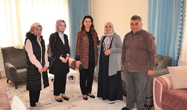 Vali Öner’in eşinden Çıldır ilçesine ziyaret