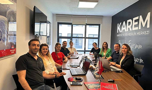 YKS Sınavını Bahçeşehir Koleji Öğretmenleri Yorumladı
