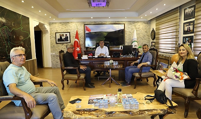 Ardahan Barosu Başkan Demir’i ziyaret etti
