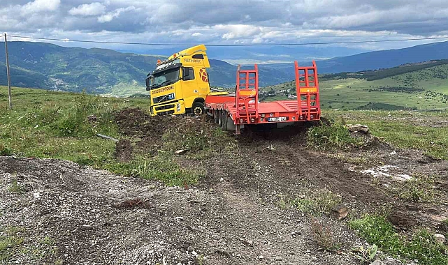 Ardahan'da trafik kazası: 3 yaralı