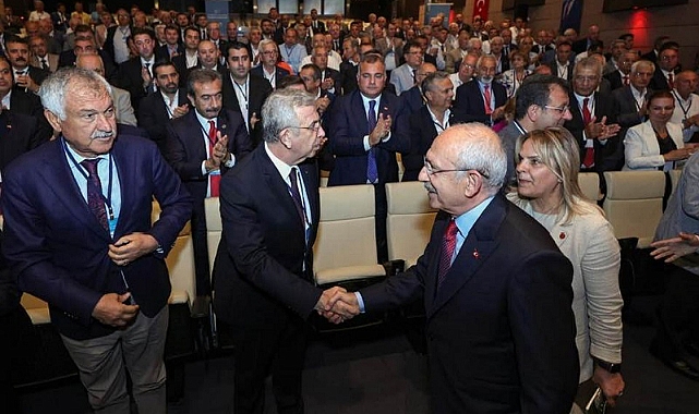 Başkan Demir, Ankara'dan döndü