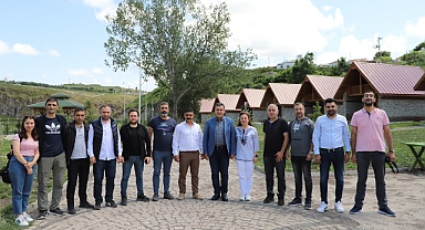 Başkan Demir, gazetecilerle bir araya geldi