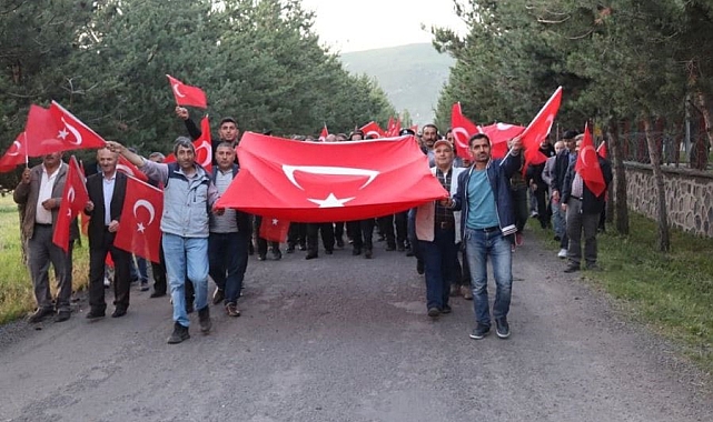 Çıldır 15 Temmuz'da yürekler tek oldu