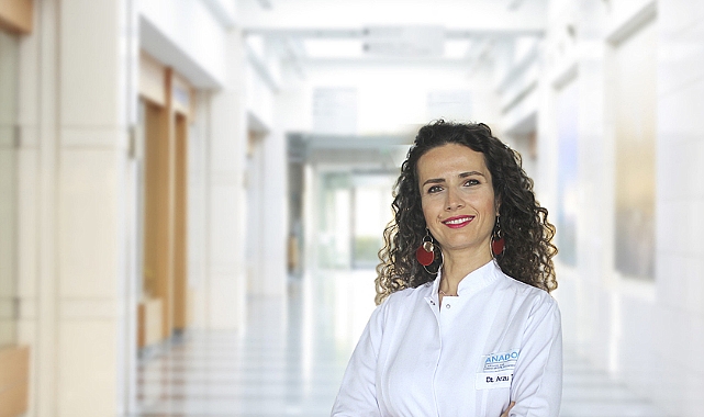 Diş beyazlatma işlemi diş hekimi tarafından yapılmalı