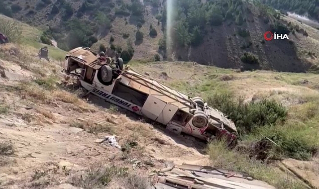 Kars'ta otobüs kazasında ölenlerin sayısı 8'i buldu