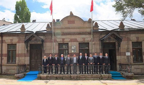Kurumlar mercek altında!