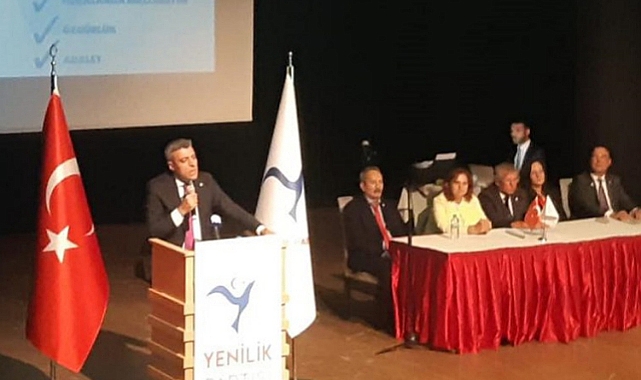 Öztürk Yılmaz, sessizliğini kongrede bozdu