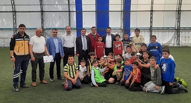 Posof'da futbol turnuvası düzenlendi