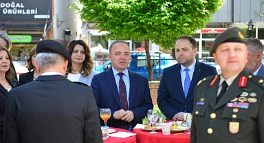 Resmi bayramlaşma programı düzenlendi
