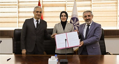 ARÜ, lisansüstü eğitim programı protokolü imzaladı