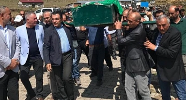 Başkan Demir, Aydın ailesinin cenaze merasimine katıldı