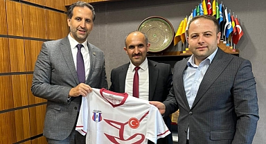 BAŞKAN DEMİR, KOÇ VE İNCESU’DAN SERHAT ARDAHANSPOR’A TAM DESTEK