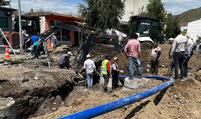 Çıldırlı esnaf toz duman içinde kaldı