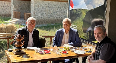 Duayen Gazeteci Kasım Tırpancı, Meslektaşlarıyla Buluştu