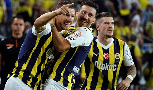 Fenerbahçe yeni transferiyle güldü