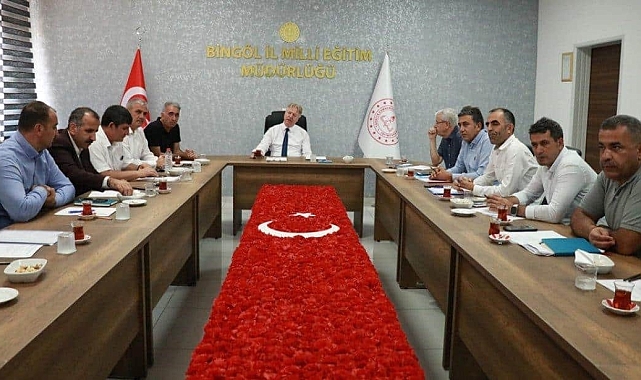 İlçe Milli Eğitim müdürleri toplantısı yapıldı