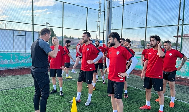 Kars 36 Spor'un sezon öncesi hazırlıkları sürüyor