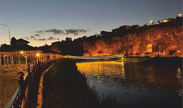 Kura vadisinin gece manzarası büyüledi