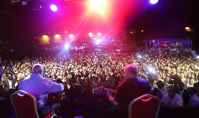 Musa Eroğlu'ndan unutulmaz konser