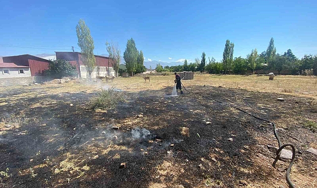 Ot yangını büyümeden kontrol altına alındı