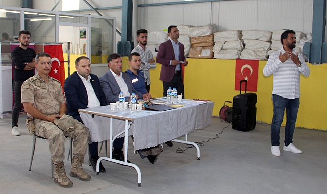 Posof'ta açılan Tuğra Tekstil emin ellerde