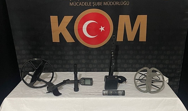 Tarihi eser niteliğinde malzemeler ele geçirildi