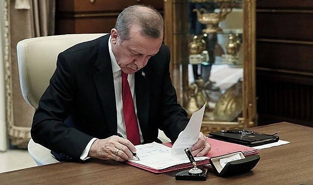 Üst kademe kamu yöneticileri atamaları Resmi Gazete'de