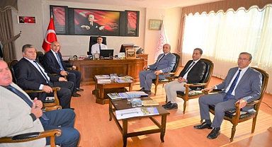 Vali Çiçek, İl Milli Eğitim Müdürlüğü'nü ziyaret etti