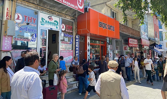 Yolcu çok, havaalanı yok!