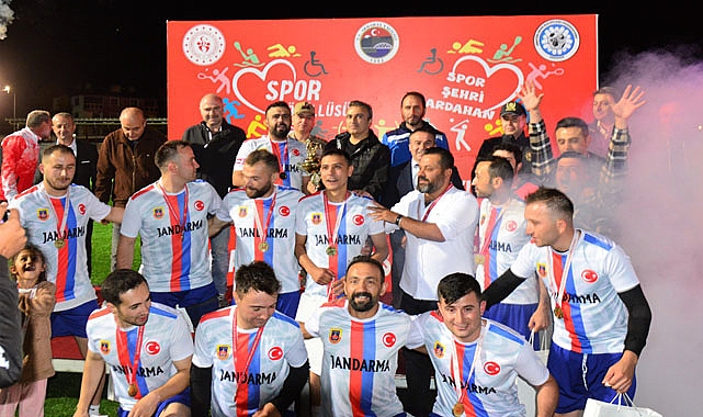 Zafer Kupası Jandarma takımının