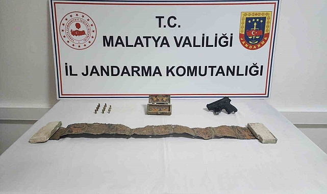 3 bin 500 yıllık tarihi esere alıcı ararken yakalandılar
