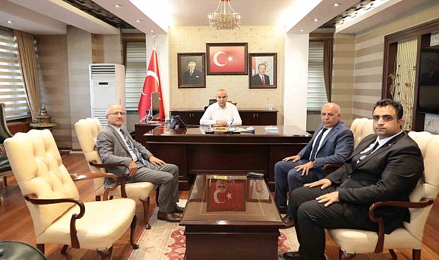 Ağrı Valisi Koç, Kağıthane Belediye Başkanı Öztekin ve diğer misafirleri ağırladı