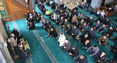 Ardahan’da Mevlit Kandili'nde camiler doldu taştı